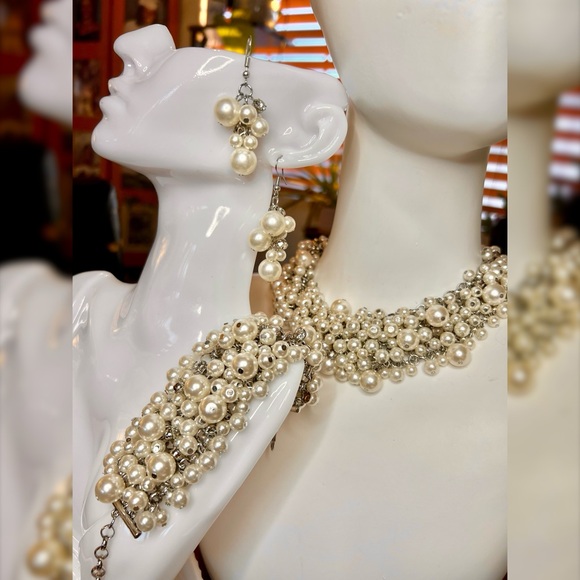 Paparazzi Zi Collection Tracey Jewelry Set Necklace, Earrings - Picture 3 of 4